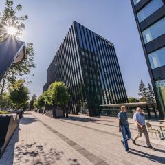 Отель Courtyard By Marriott Vilnius City Center Вильнюс спортивное сооружение