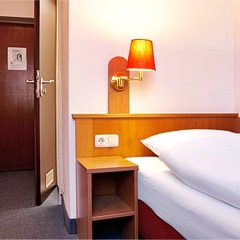 Отель Smart Stay Hotel Schweiz Германия, Мюнхен - - забронировать отель Smart Stay Hotel Schweiz, цены и фото номеров удобства в номере