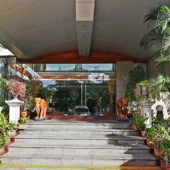 Отель NIDA Rooms Ramkamhaeng Avenue Min Buri