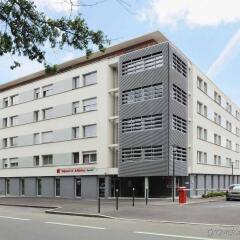 Отель Séjours & Affaires Rennes Villa Camilla парковка