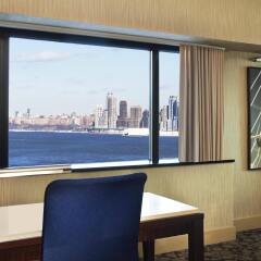 Отель Sheraton Lincoln Harbor Вихокен комната для гостей