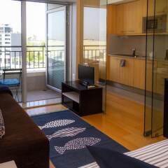 Апартаменты Liiiving In Porto - Antas Corporate Studio комната для гостей фото 4
