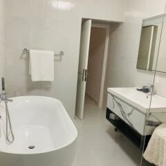 Residence Jojo T4 in Abidjan, Cote d'Ivoire from 293$, photos, reviews - zenhotels.com bathroom