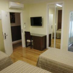 Отель Hostal Abadia Мадрид удобства в номере фото 2