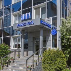 Гостиница Бизнес Отель Сибирия в Перми 4 отзыва об отеле, цены и фото номеров - забронировать гостиницу Бизнес Отель Сибирия онлайн Пермь вид на фасад