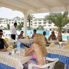 Отель El Mouradi Palm Marina Тунис, Сусс - отзывы, цены и фото номеров - забронировать отель El Mouradi Palm Marina онлайн питание фото 3