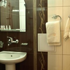 Отель Bononia Hotel Болгария, Видин - отзывы, цены и фото номеров - забронировать отель Bononia Hotel онлайн ванная фото 2