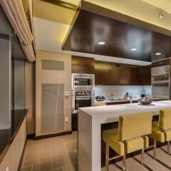 Отель Luxury Suites International by Vdara США, Лас-Вегас - отзывы, цены и фото номеров - забронировать отель Luxury Suites International by Vdara онлайн в номере