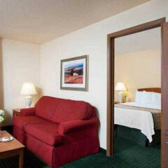 Отель TownePlace Suites by Marriott Indianapolis - Keystone комната для гостей фото 5