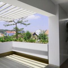 Отель Villa Le Hoang Далат балкон