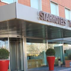 Отель Starhotels Tuscany вид на фасад