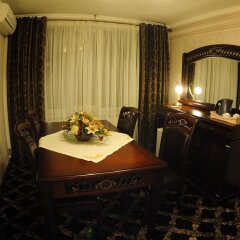 Mir Hotel In Rovno Ровно удобства в номере фото 2