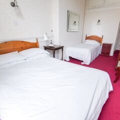 Dillons Hotel - B&B комната для гостей фото 13