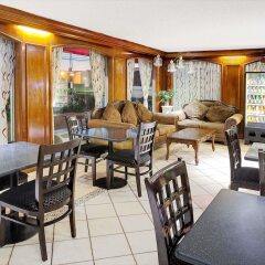 Отель Days Inn Elk Grove Village Chicago OHare Airport West питание
