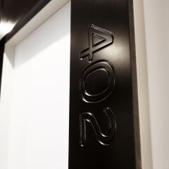 Hotel Joan Miró Museum сейф в номере