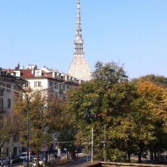Отель 7 Rooms Turin балкон