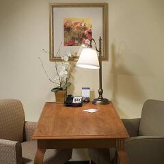 Отель Hampton Inn & Suites Tulare удобства в номере