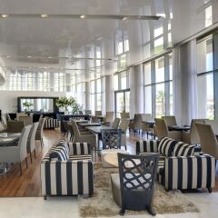Отель West All Suite Boutique Tel Aviv питание фото 3