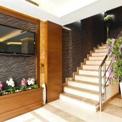 Emerald Hotel интерьер отеля