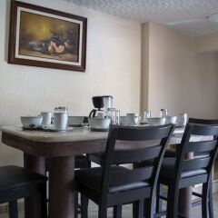 Отель Isabel Suites Zihuatanejo