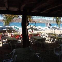 Suites Playa La Ropa Hotel El Pirata пляж