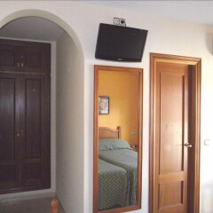 Отель Hostal Italia Испания, Фуэнхирола - отзывы, цены и фото номеров - забронировать отель Hostal Italia онлайн удобства в номере фото 2