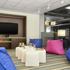 Отель Aloft Brussels Schuman интерьер отеля