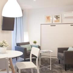 Апартаменты Blue Moon Apartments Валенсия гостиничный бар