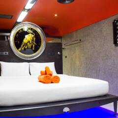 Nicky's Handlebar Hotel детские мероприятия фото 2