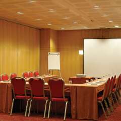 VIP Executive Entrecampos Hotel & Conference фото 3