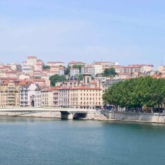 Отель Ibis Lyon Centre Perrache Франция, Лион - 1 отзыв об отеле, цены и фото номеров - забронировать отель Ibis Lyon Centre Perrache онлайн приотельная территория фото 2