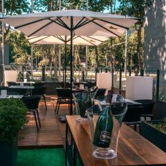 Отель Hilton Barcelona бассейн