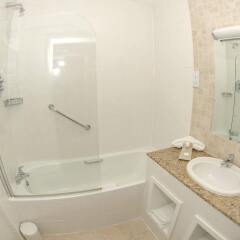 Отель Hallmark Inn Manchester South ванная