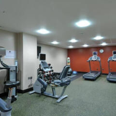 Отель DoubleTree by Hilton London – West End фитнесс-зал фото 2