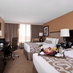Отель Crowne Plaza Hotel Greenville-I-385-Roper Mtn Rd, an IHG Hotel США, Гринвилл - отзывы, цены и фото номеров - забронировать отель Crowne Plaza Hotel Greenville-I-385-Roper Mtn Rd, an IHG Hotel онлайн