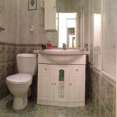 Гостиница Ист-Вест ванная