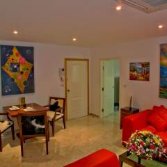 Апартаменты Mosaik Apartment Паттайя комната для гостей фото 5