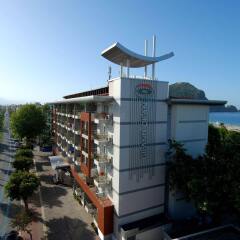 Grand Okan Hotel балкон