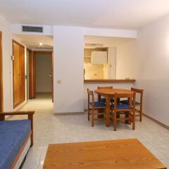 Отель Balansat Resort Apartamentos Испания, Сан-Микель-де-Баласант - отзывы, цены и фото номеров - забронировать отель Balansat Resort Apartamentos онлайн комната для гостей фото 2