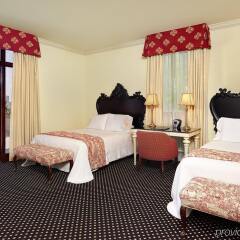 Отель French Quarter Inn спа