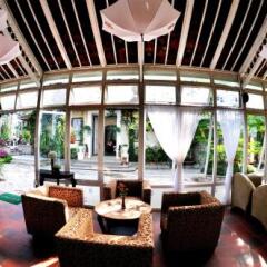 Отель Cadasa Resort Dalat бассейн