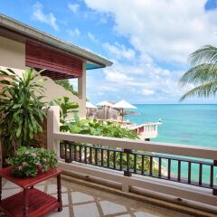 Отель Crystal Bay Beach Resort балкон