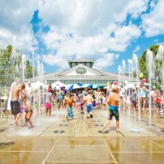 Отель Holiday Inn Express & Suites Columbus-Easton пляж