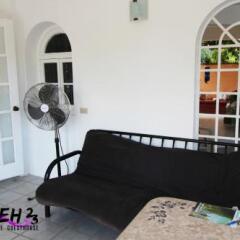 Отель Belleh23 Kingston Creative Guesthouse в номере фото 2