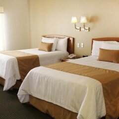 Отель Best Western Cumbres Aeropuerto комната для гостей фото 3