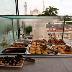 Seraglio Hotel & Suites фото 6