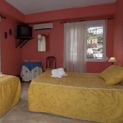 Отель Hostal Londres комната для гостей фото 3