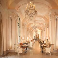 Hotel Plaza Athenee Париж гостиничный бар