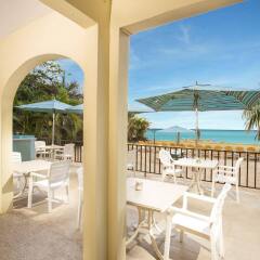 Отель Rooms on the Beach Negril балкон