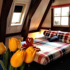 Отель Tulip of Amsterdam B&B Нидерланды, Амстердам - отзывы, цены и фото номеров - забронировать отель Tulip of Amsterdam B&B онлайн детские мероприятия фото 2